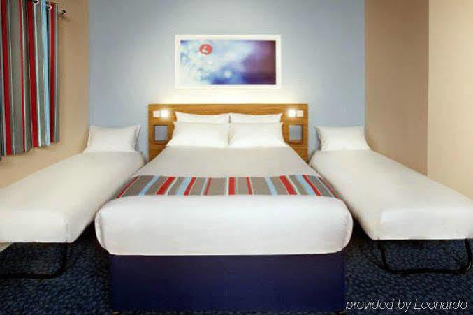 Travelodge Edinburgh Central Waterloo Place Εξωτερικό φωτογραφία