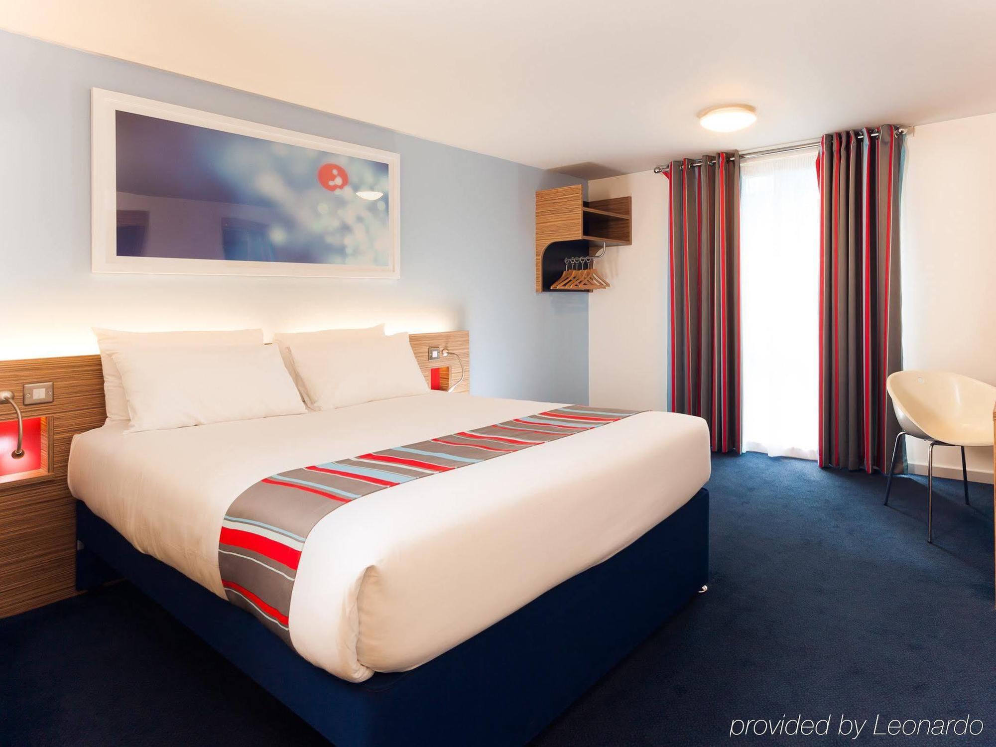 Travelodge Edinburgh Central Waterloo Place Εξωτερικό φωτογραφία