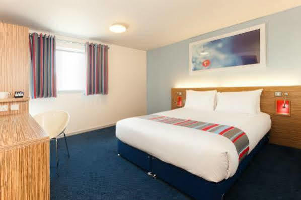 Travelodge Edinburgh Central Waterloo Place Εξωτερικό φωτογραφία